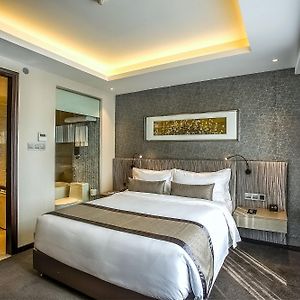 Best Western Plus Maple Leaf